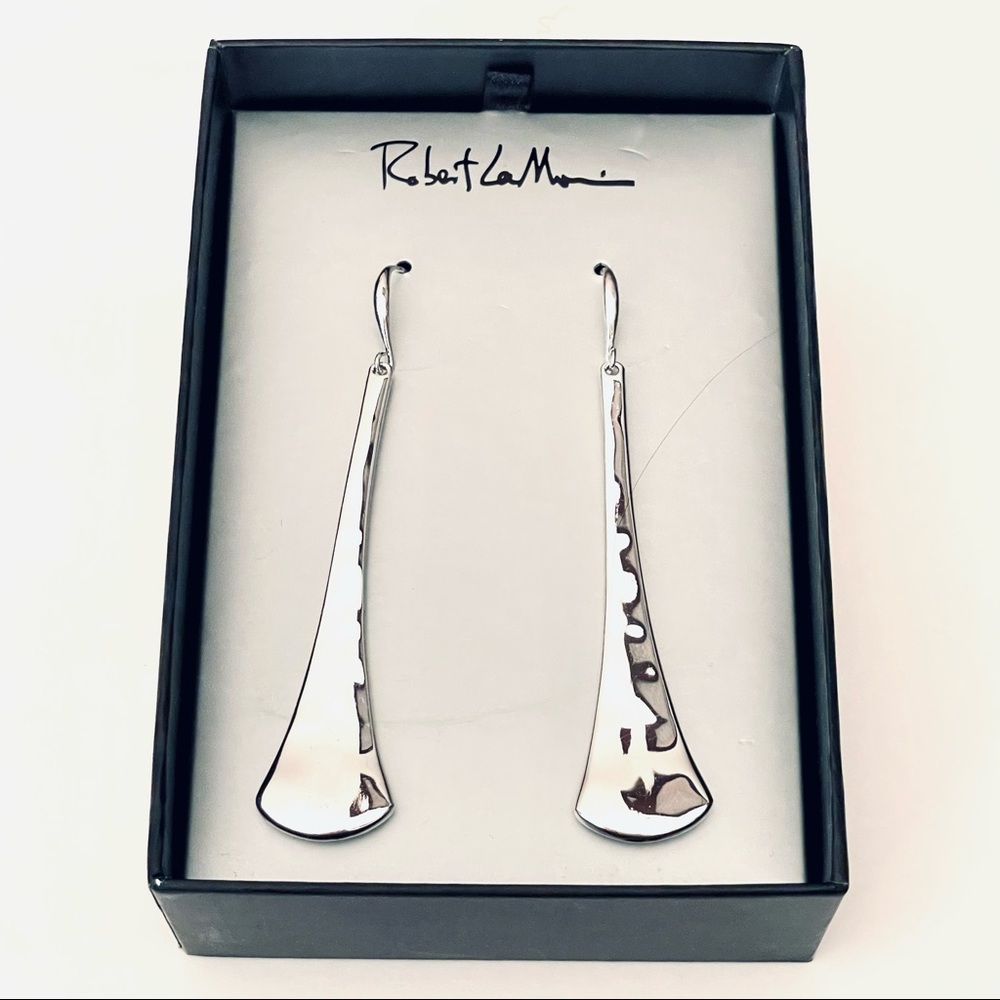 NWT New Box Robert Lee Morris SOHO Long Polished Shinny Silver Drop Earrings